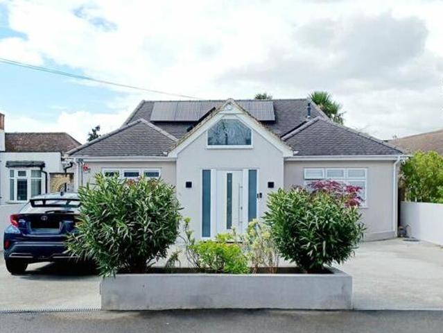 House for sale in Surrey