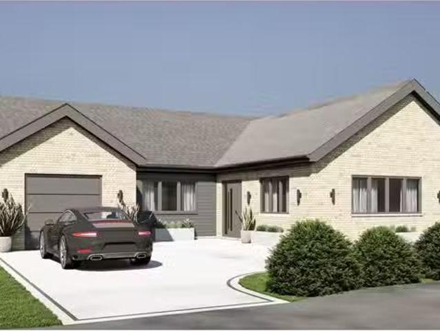 House for sale in Lowick