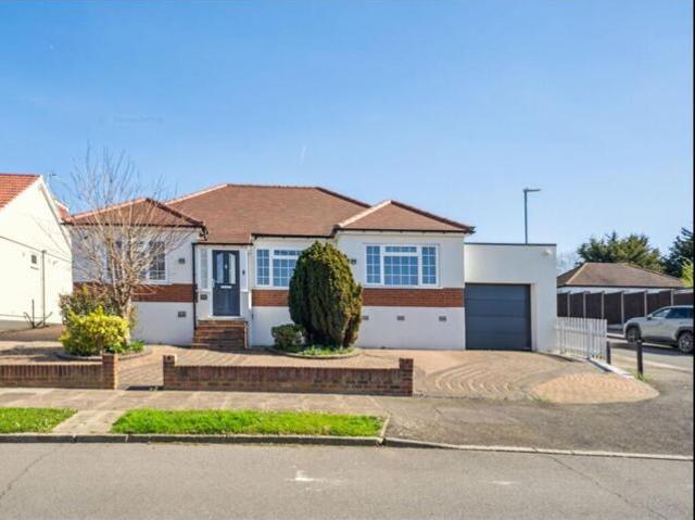 Bungalow for sale in Pinner, London Borough of Harrow