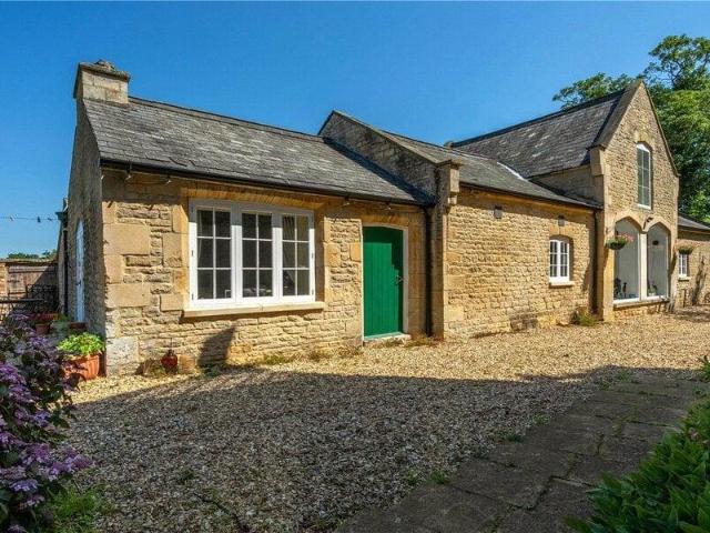 Bungalow for sale in Sleaford, North Kesteven