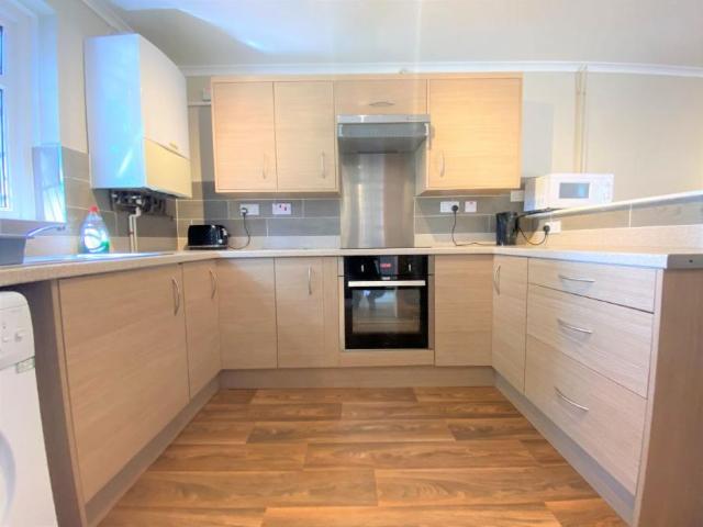 Apartment for rent in Hales Place, The Bridge