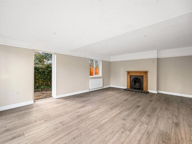 House for rent in Batchworth, Hertfordshire