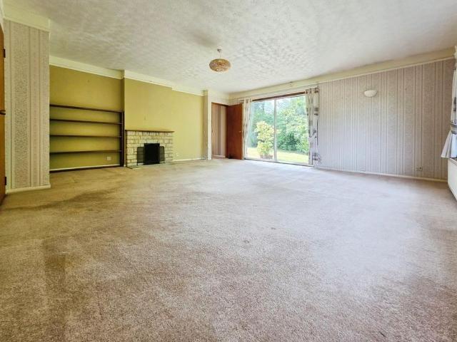 House for rent in Fole, Surrey