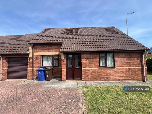Bungalow for rent in New Waltham