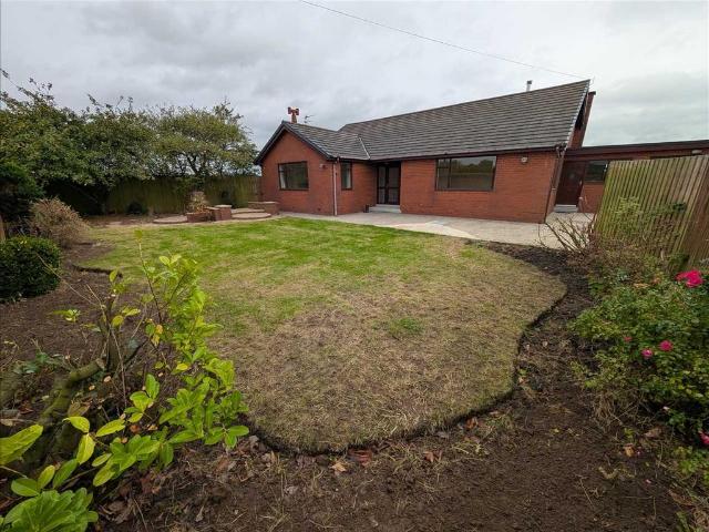 Bungalow for rent in Singleton, Fylde