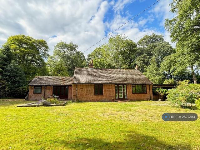 Bungalow for rent in Priest Down, Isle Of Man
