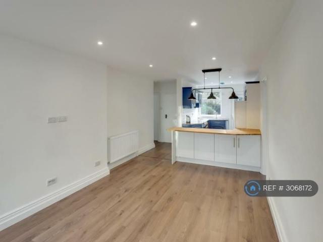 House for rent in Pooley Green, Runnymede