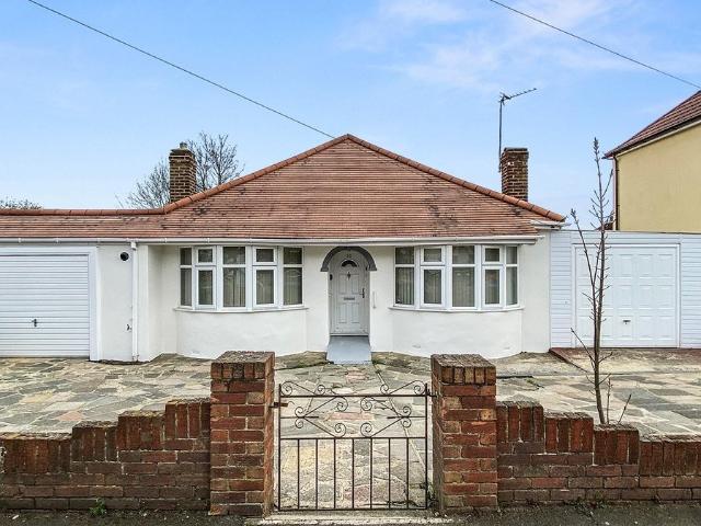 House for rent in Barnehurst, Greater London