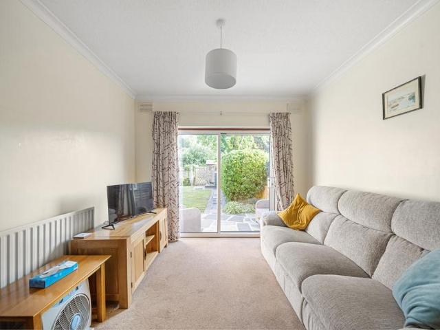 House for rent in Longlands, Halfway Street