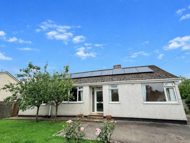 House for rent in Hendra Croft, Cornwall