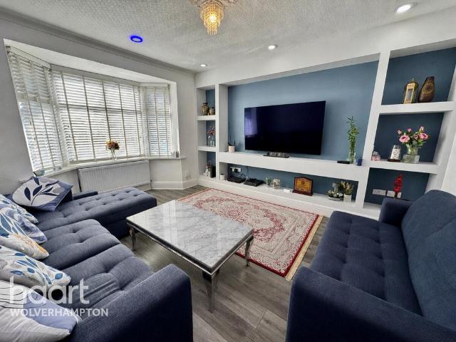 Bungalow for rent in Oxley, West Midlands