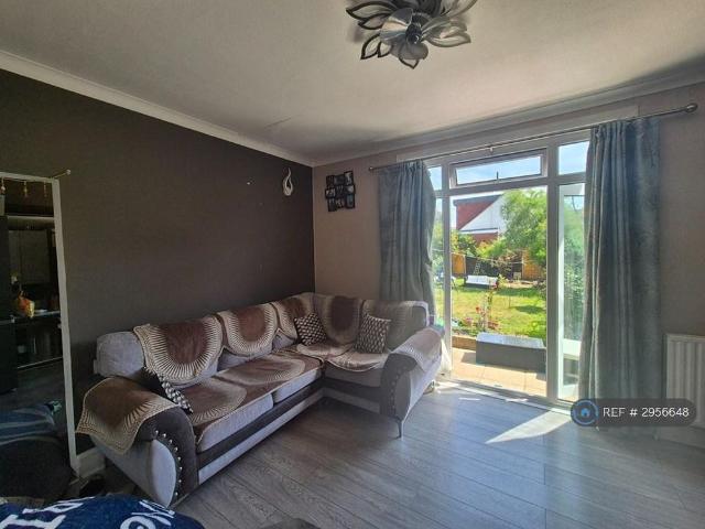 House for rent in Lane, Greater London