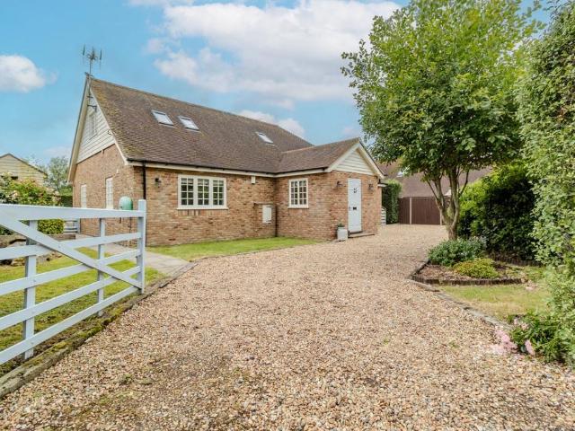 Bungalow for rent in Challock, Ashford