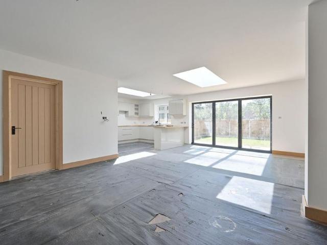 House for rent in Batchworth, Hertfordshire