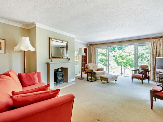House for rent in Beaconsfield and Chepping Wye Community Board, Knotty Green