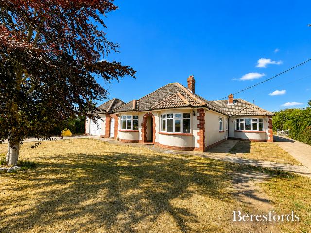 Bungalow for rent in Burnham-on-Crouch, Maldon