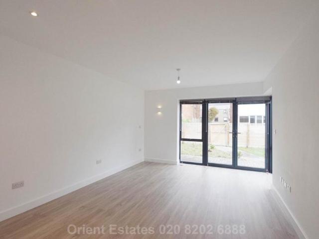 House for rent in London Borough of Barnet, Greater London