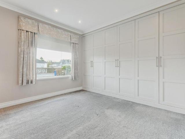 House for rent in Bearsden, Scotland