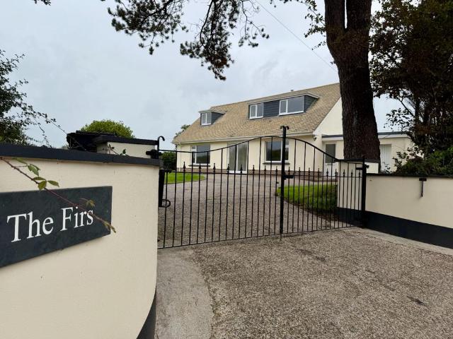 Bungalow for rent in Goodleigh, North Devon