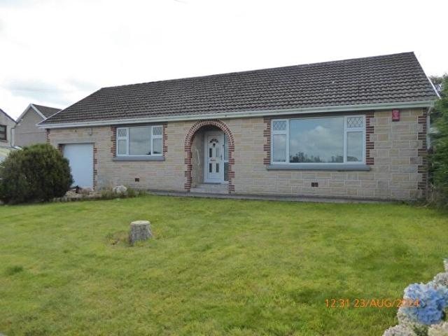 Apartment for rent in Cwmffrwd, Wales