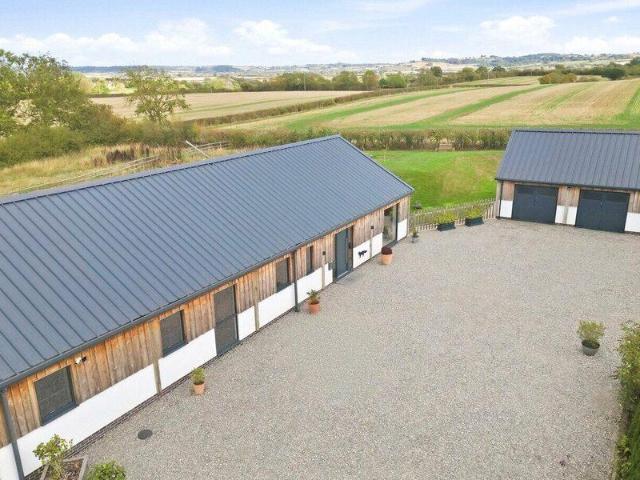 Bungalow for sale in North Warwickshire, Warwickshire