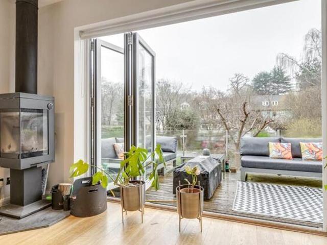 Bungalow for sale in Oaklands, Fretherne