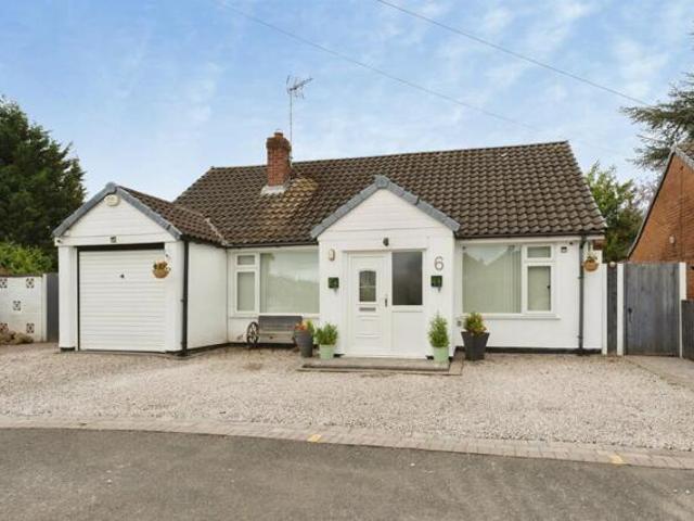 Bungalow for sale in Whitby, Rossmore
