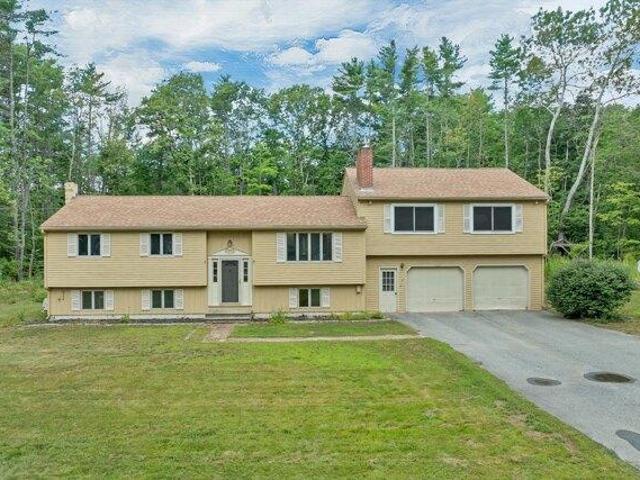 House for sale in Buxton, Maine