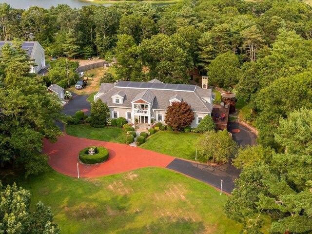 House for sale in Cataumet, Massachusetts