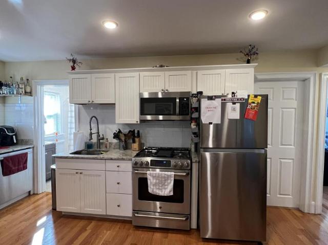 Condo for rent in Cambridge, Middlesex County