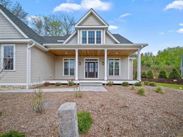 House for sale in New Hampshire