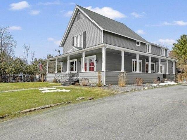 House for sale in Canaan, Essex County