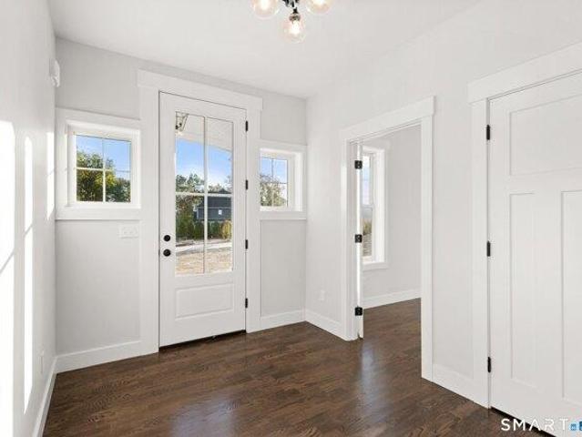 House for sale in Canton, Connecticut