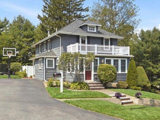 House for sale in Canton Junction, Canton