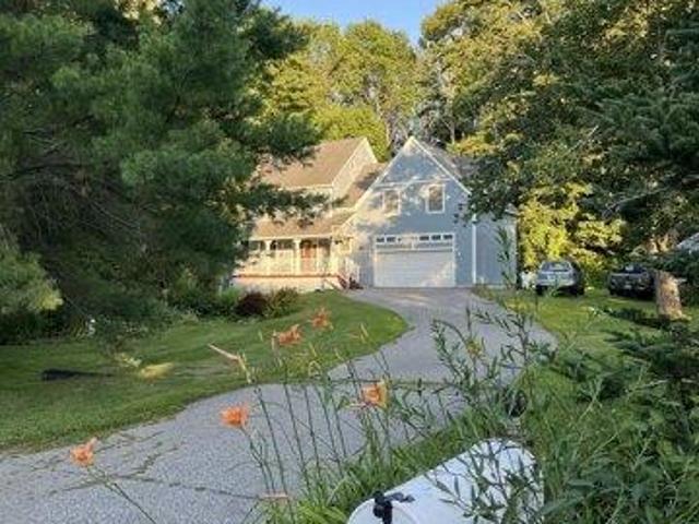 House for sale in Cape Elizabeth, Maine