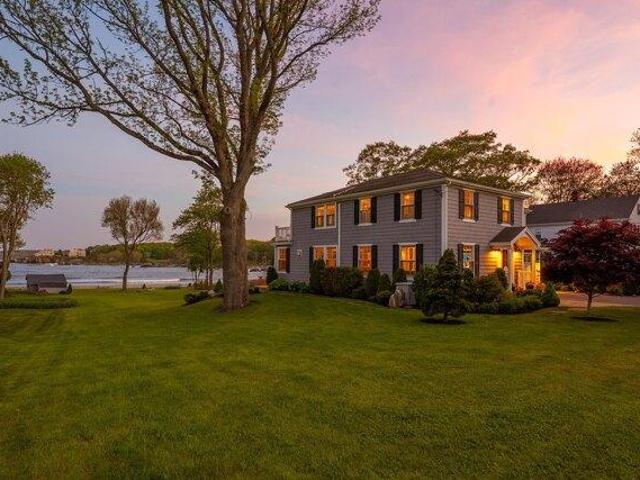 House for sale in Cape Elizabeth, Cumberland County