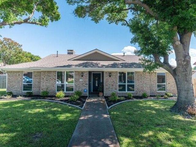 House for sale in Carrollton, Texas