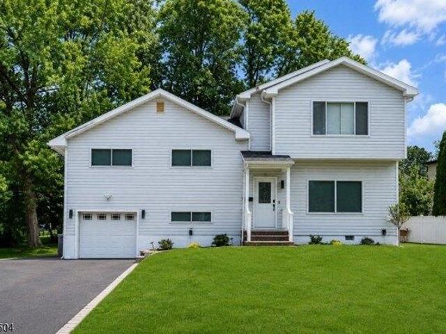 House for sale in Cedar Grove, Essex County