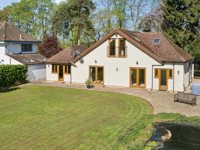 House for sale in Swallow, Buckinghamshire