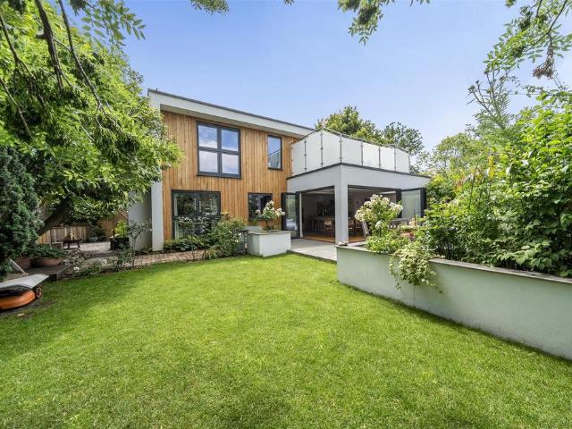 House for sale in Bridgefield, Kent