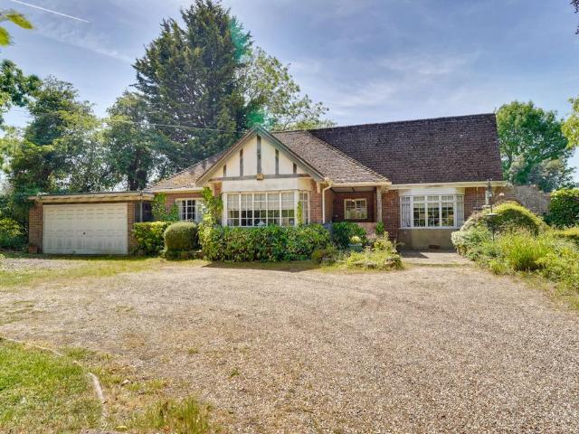 House for sale in Duton Hill, Essex