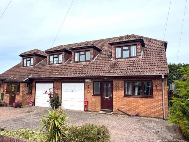 House for sale in Red Hill, Surrey