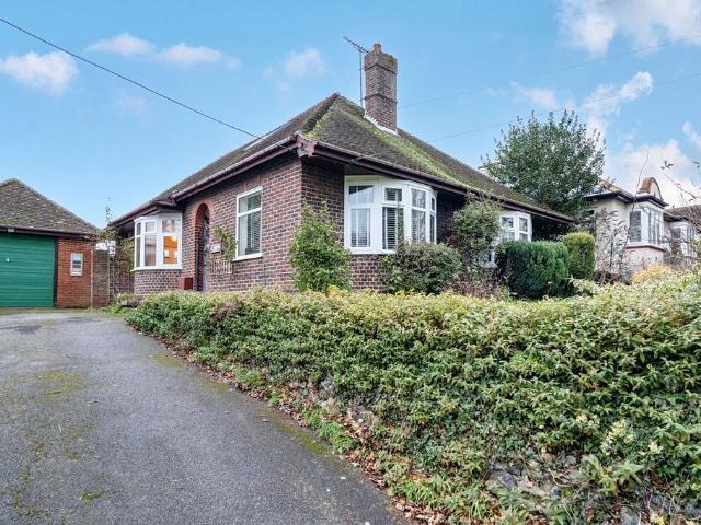House for sale in Minster, Acol