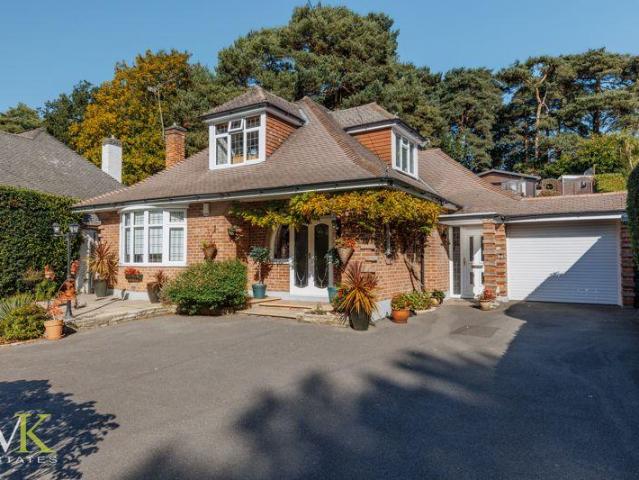 Bungalow for sale in Queens Park, Bournemouth