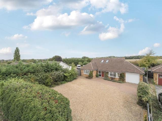 House for sale in Renhold, Bedford