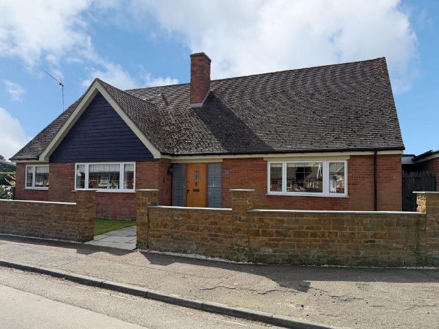 House for sale in Bedford
