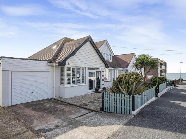 House for sale in Seaford, Iford
