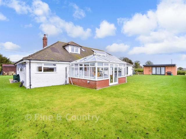 House for sale in Ash, Kent