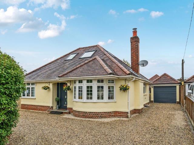 House for sale in Foxhills, New Forest