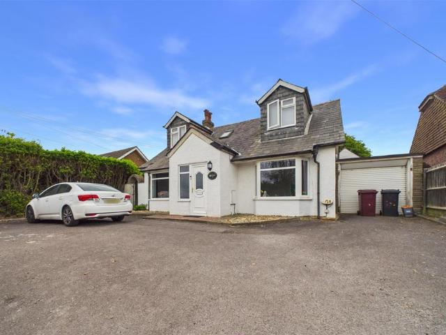 House for sale in Apuldram, Littlecote